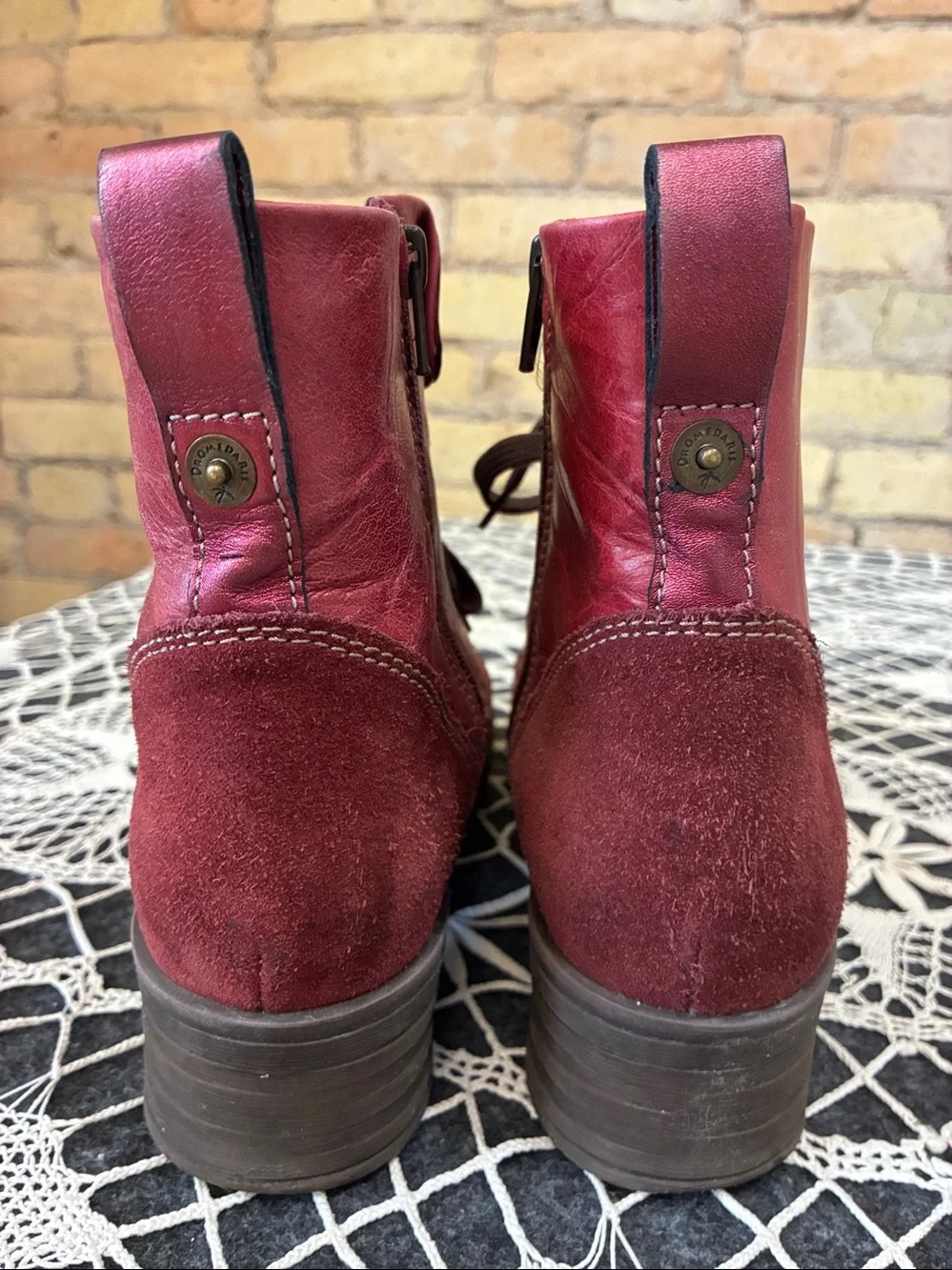 Dromedaris Red Leather Lace-Up Ankle Boots - Picture 5 of 7